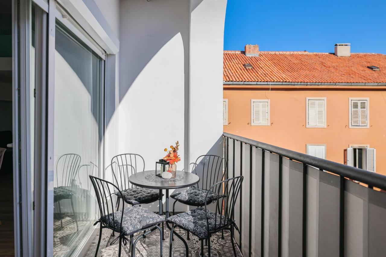 2R Leilighet Zadar Eksteriør bilde